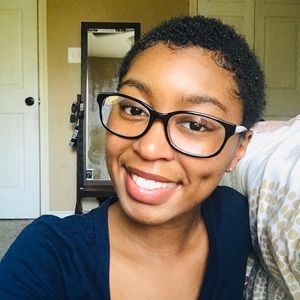 Meet your Posher, Katelyn